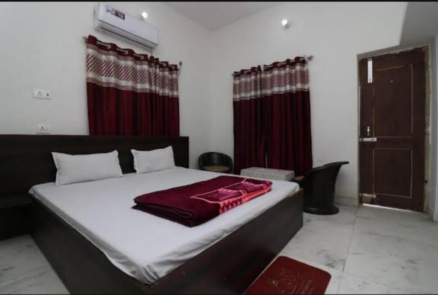 Shree R.C.Vatika Hotel Motihari Ngoại thất bức ảnh