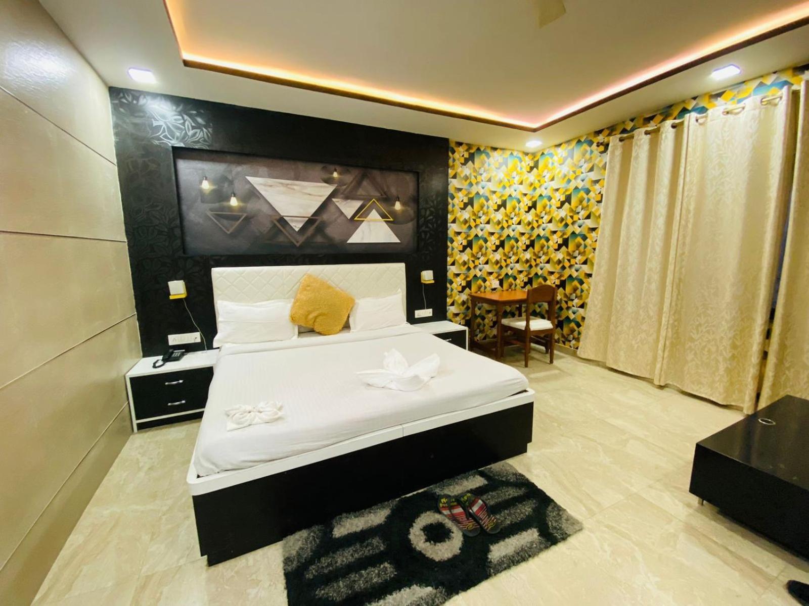 Shree R.C.Vatika Hotel Motihari Ngoại thất bức ảnh